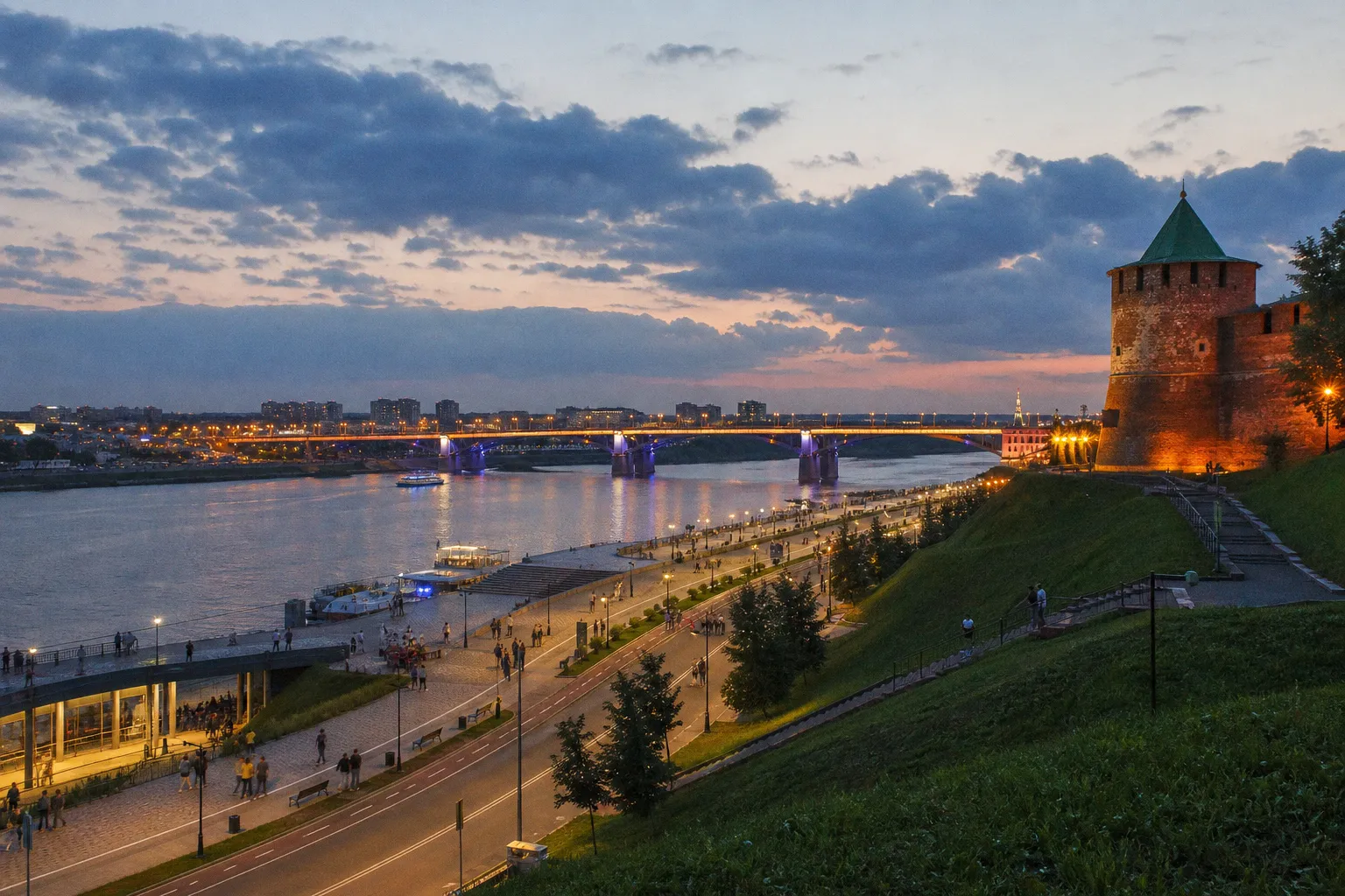 Юбилей Нижнего Новгорода: программа концертов, регата и бесплатные музеи
